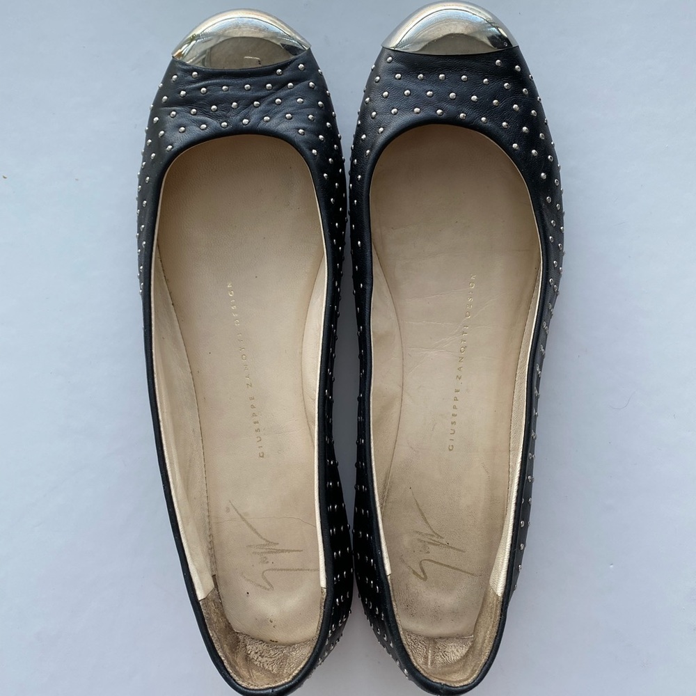 SOLD!  Giuseppi Zanotti navy blue flats w/ studs cap toe